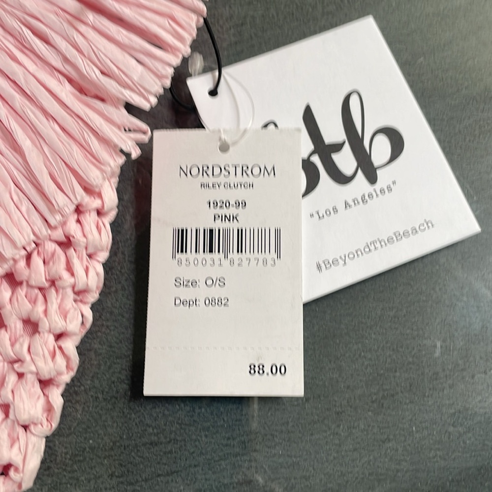 Beyond the Beach Raffia clutch - Picture 8 of 14